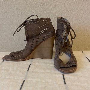 Jeffery Campell heels